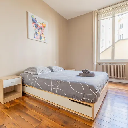 Apartment Le Vauban T3 Hyper Centre *